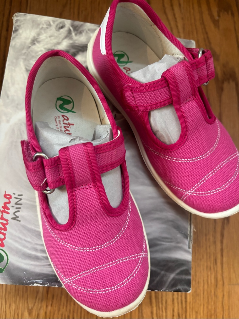 Naturino Hot Pink Girls' Canvas Mary Jane Sneakers size 28